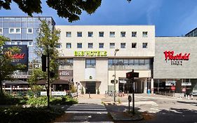B&B HOTEL Paris Versailles